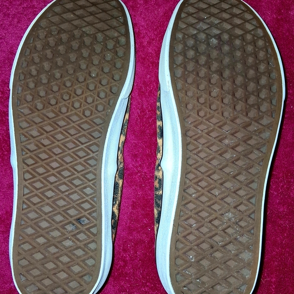 Vans Leopard Print Sneakers Womens Size 8. - Picture 2 of 7